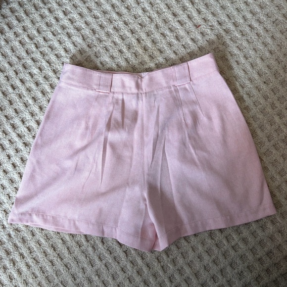 Tuckernuck Diana Shorts medium - Picture 3 of 7